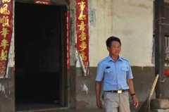 我们听到陈鹏鹏叫起他“爸”来天然里透